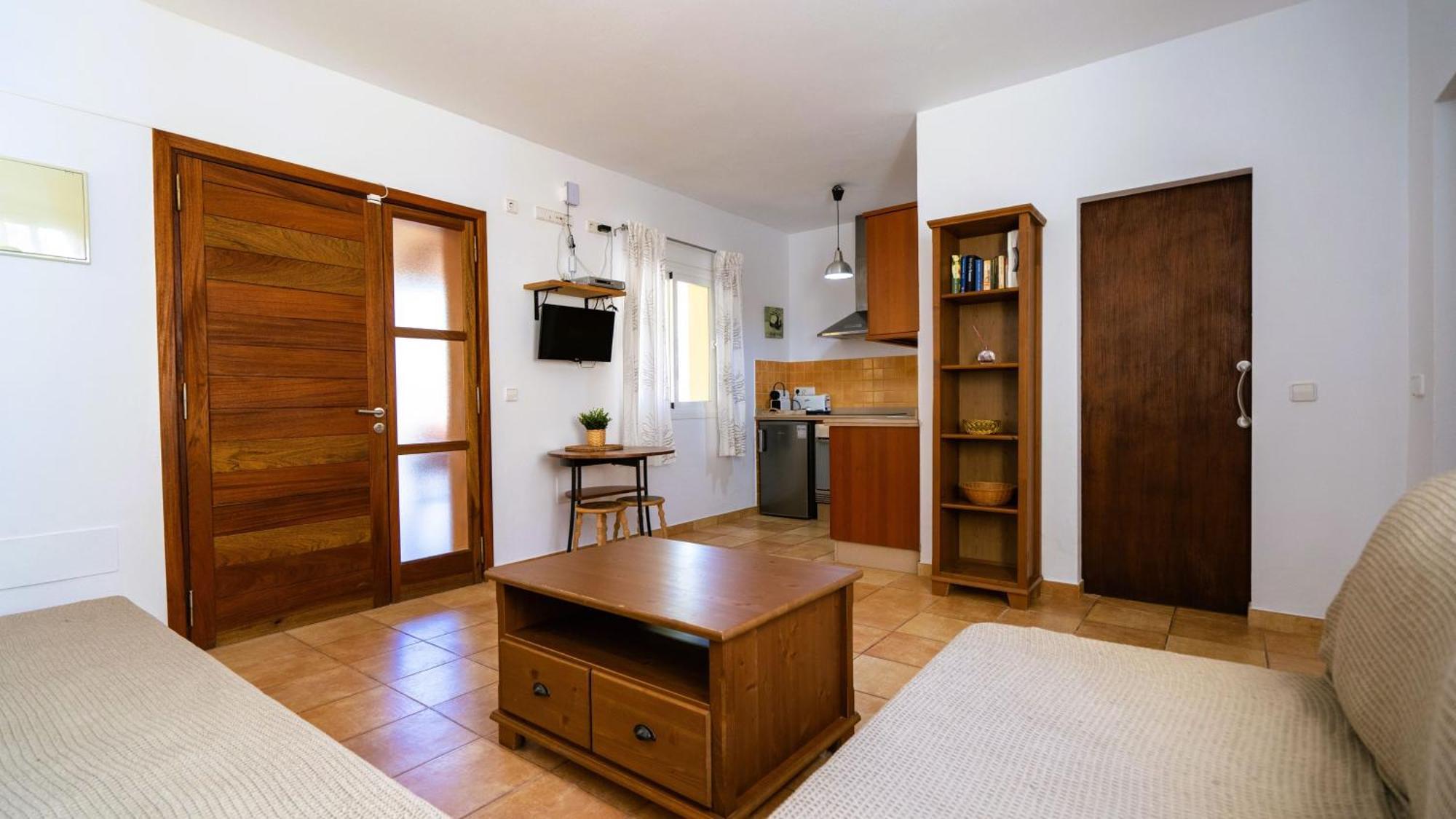 Apartamentos Es Pou - Emar Hotels Сан-Ферран-де-Сес-Рокес Экстерьер фото
